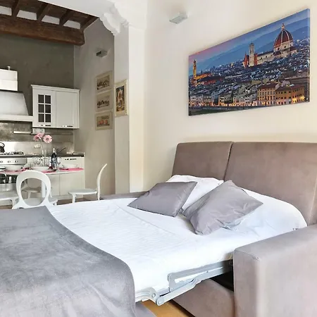 Ginori Apartment *